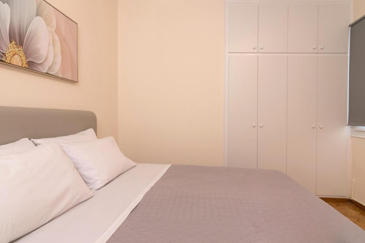 Phaedrus Living: City Center Flat Michalakopoulou Atenas Exterior foto